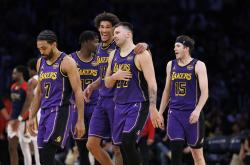 华体会APP-湖人胜灰熊，保持主场优势