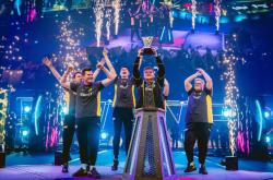 华体会APP下载-夺冠热门队伍胜券在握，轻松取得胜利