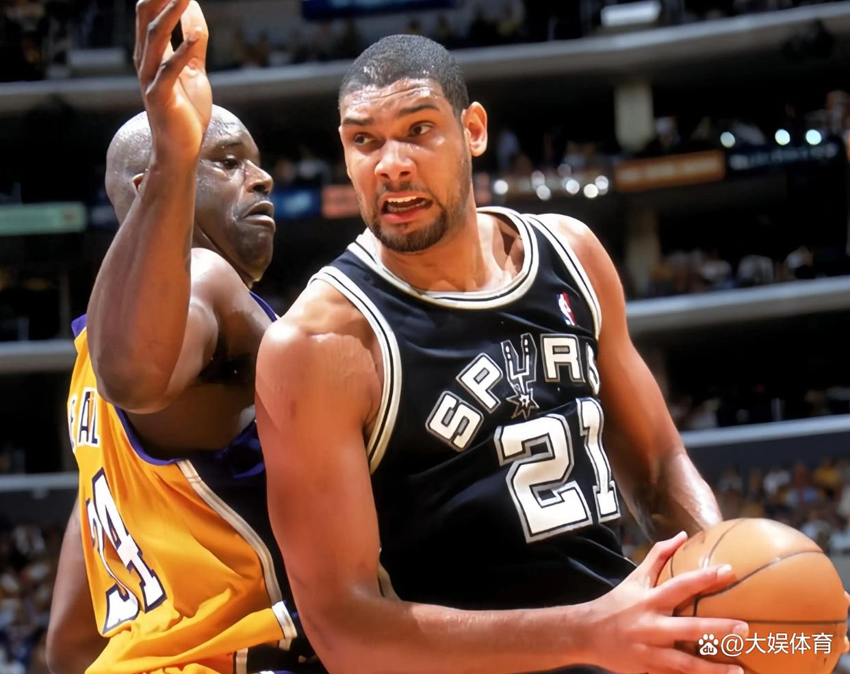 马刺大胜骑士，帕克砍24分