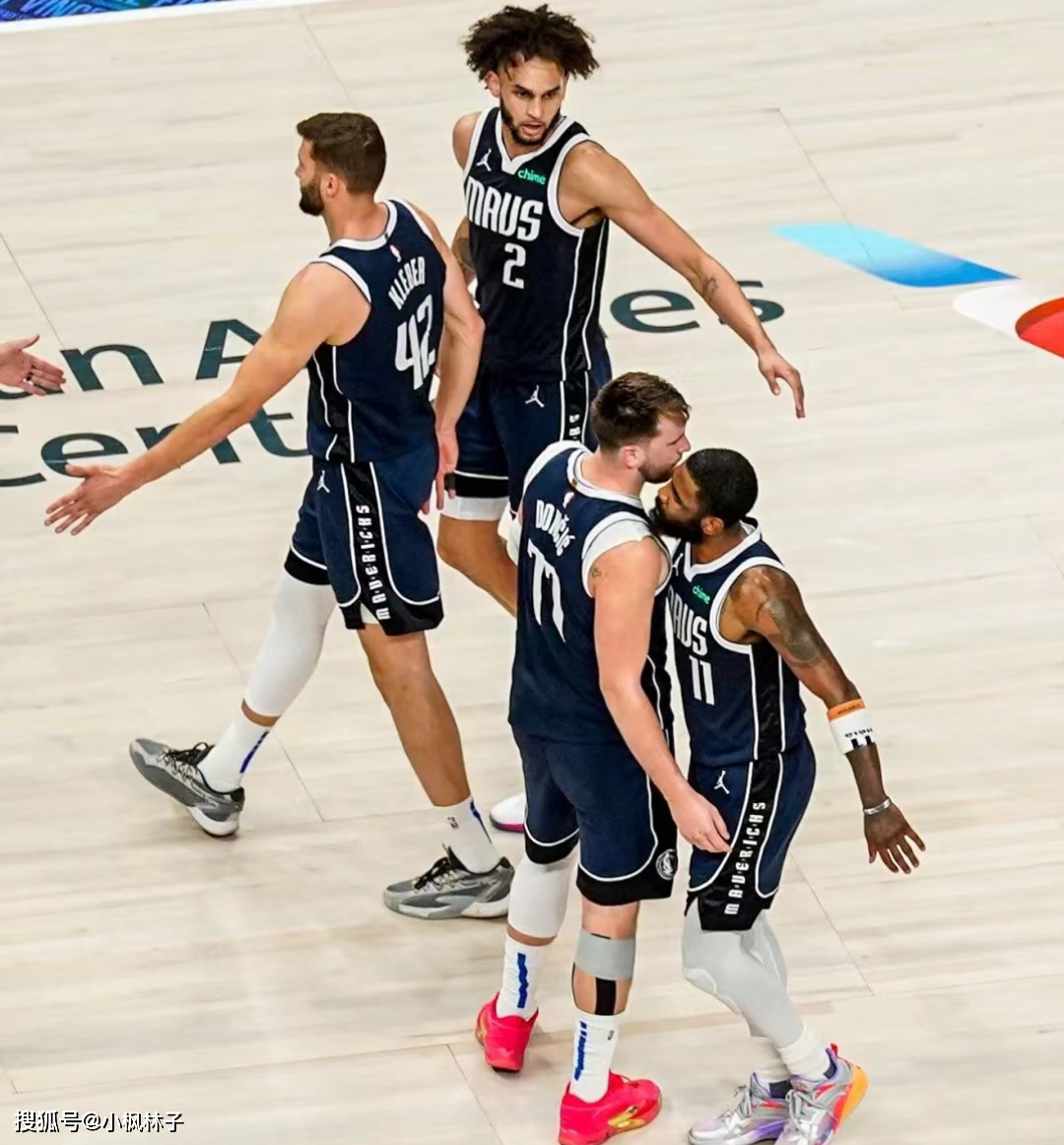 包含独行侠力克热火,东契奇复出砍下40+帮球队获胜的词条 包含独行侠力克热火,东契奇复出砍下40+帮球队获胜的词条