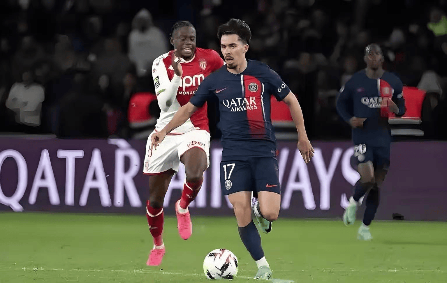 法甲劲旅摩纳哥小组赛表现抢眼，备战欧洲冠军联赛的简单介绍