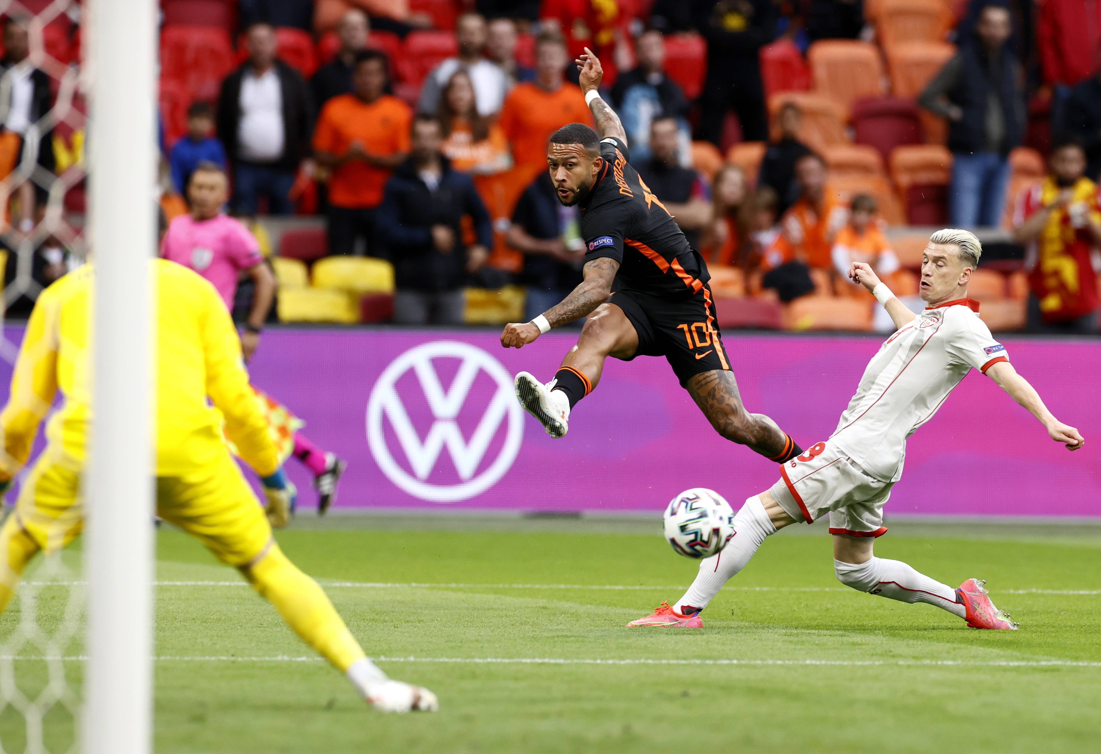 欧洲足球俱乐部比赛的精彩瞬间