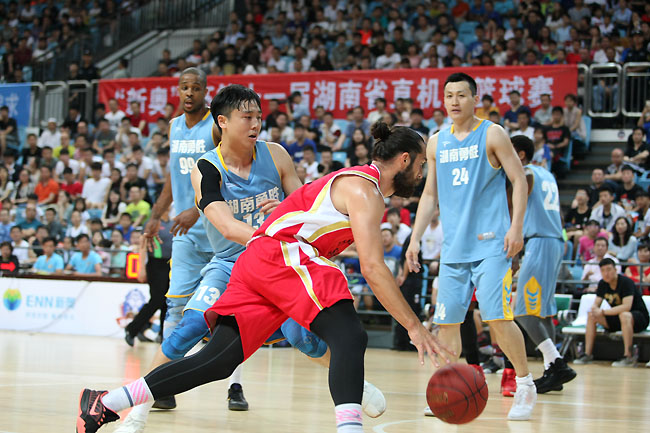 湖南男篮球员状态稳定，备战如虎添翼