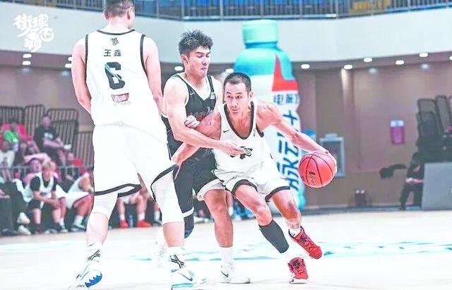 多国球队齐聚一堂,演绎篮球盛宴 多国球队齐聚一堂,演绎篮球盛宴