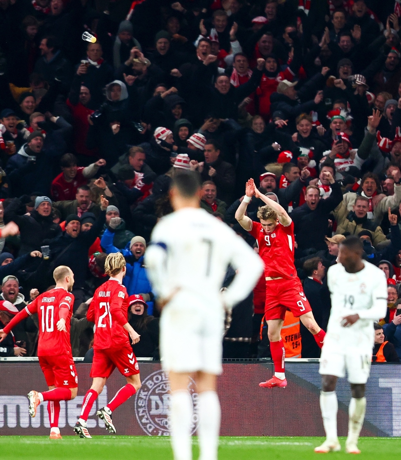 包含欧国联比赛将会上演一场弹无虚发的对抗的词条