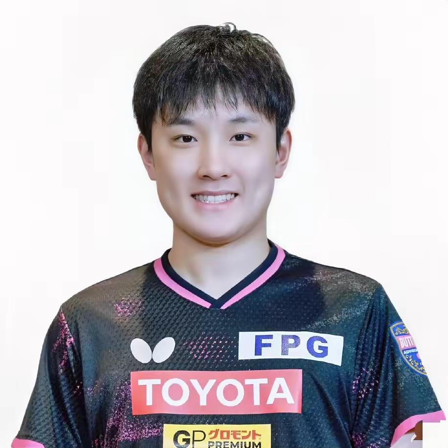 中国乒乓球队翻盘日本乒乓球队,张本智和完成帽子戏法 中国乒乓球队翻盘日本乒乓球队,张本智和完成帽子戏法