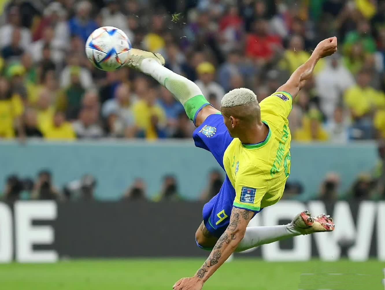 顶尖球星大秀绝技，引发球迷热议