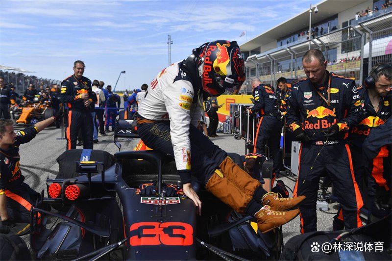 包含迈凯伦碾压梅赛德斯,维斯塔潘扛起全队的词条 包含迈凯伦碾压梅赛德斯,维斯塔潘扛起全队的词条